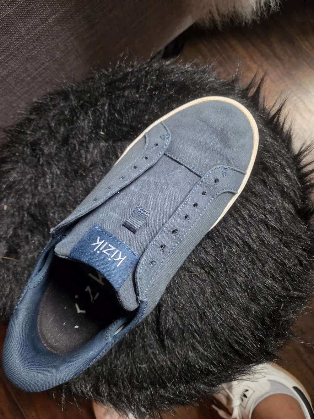 Kizik Men’s Easy-On Slip-On Loafers in Navy